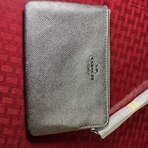 COACH METALLIC SILVER WALLET WITH WRISTLET